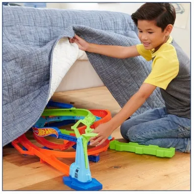 Hot Wheels. Action Zestaw Zakr�cone tornado Mattel