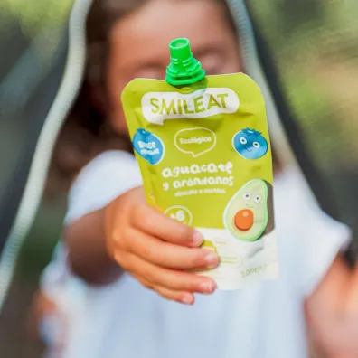 Smileat Mus z ekologicznymi jagodami i awokado po 6 miesi�cu 100 g Bio