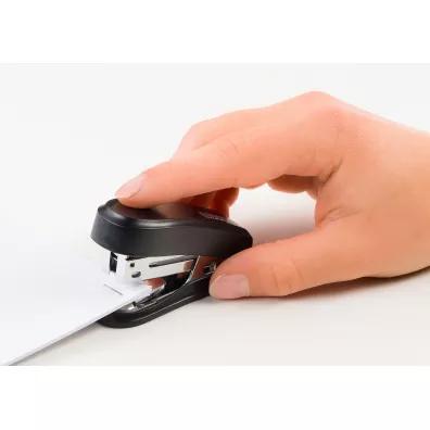 Novus Zszywacz mini czarny + zszywki 24/6 blister