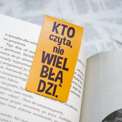 Molom Zak�adka magnetyczna. Kto czyta, nie wielb��dzi