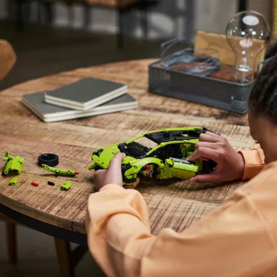 LEGO Technic Lamborghini Huracn Tecnica 42161