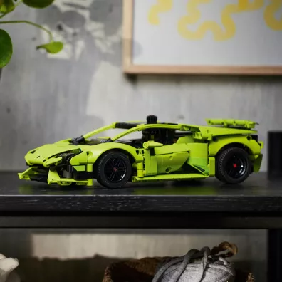 LEGO Technic Lamborghini Huracn Tecnica 42161