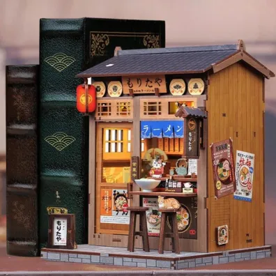 Puzzle Miniaturowy domek Book Nook Bar w Tokio Habarri