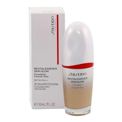 Shiseido Revitalessence Skin Glow Podk�ad do twarzy SPF 30+++ 250 Sand 30 ml