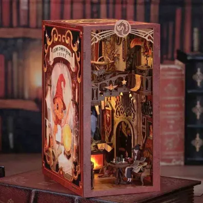 Puzzle Miniaturowy domek Book Nook Pok�j Wsp�lny Szko�y Magii Habarri