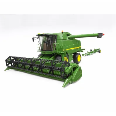 Kombajn zbo�owy John Deere T670i Bruder