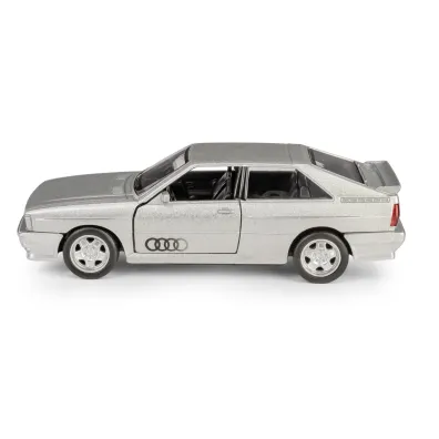 RMZ City Audi Quattro Coupe (1980-1991) srebrny w skali 1:35 Daffi
