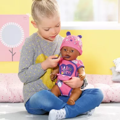 Baby born - Lalka interaktywna Soft Touch-etniczna Mga Entertainment