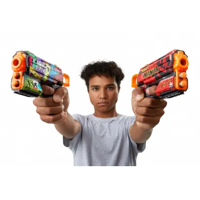 PISTOLET X-SHOT WYRZUTNIA SKINS FLUX 2SZT  STRZALKI ZURU