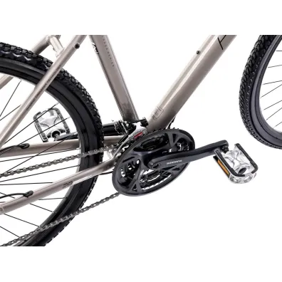 Romet Rower crossowy ORKAN 4 D 2024 szampasko-czarno-srebrny 20 L