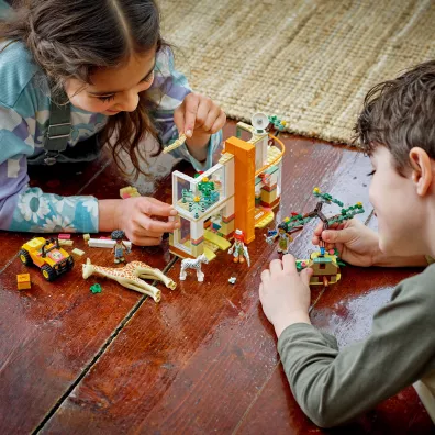 LEGO Friends Mia ratowniczka dzikich zwierz�t 41717
