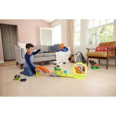 Hot Wheels. Monster Trucks Power Smashers Ultrawy�c. Mattel