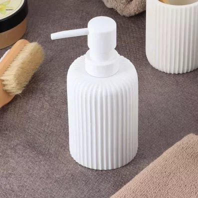 Tendance Dozownik na mydo Issard White Biay 230 ml