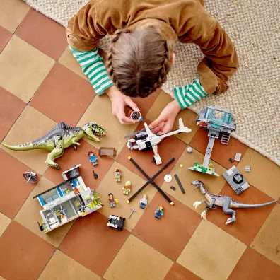 LEGO Jurassic World Atak giganotozaura i terizinozaura 76949