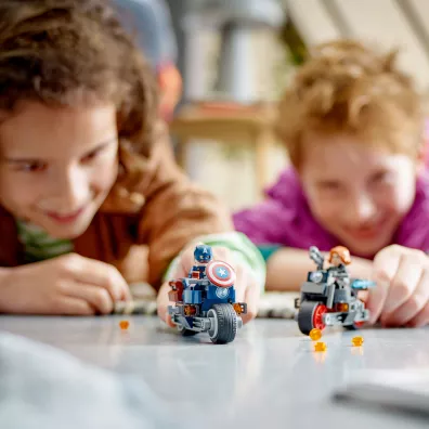 LEGO Marvel Super Heroes Motocykle Czarnej Wdowy i Kapitana Ameryki 76260
