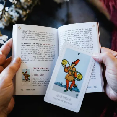 Karty tarot Young