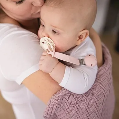 Babyono Silikonowa zawieszka do smoczka