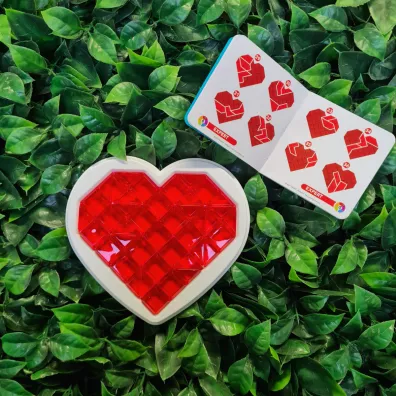 Smart Games. Love Puzzle (ENG) IUVI Games