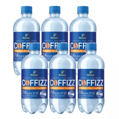 Tchibo Coffizz Woda gazowana o smaku marakui, z dodatkiem kofeiny Zestaw 6 x 500 ml