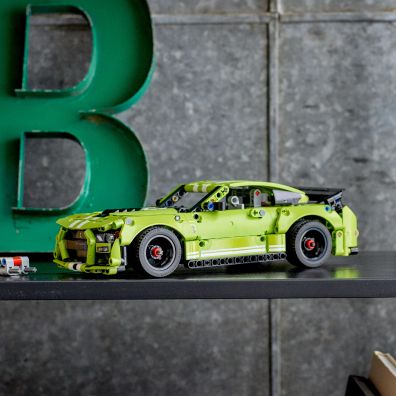 LEGO Technic Ford Mustang Shelby GT500 42138