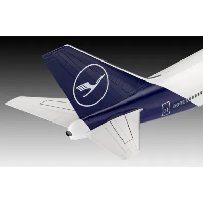 Samolot 1:144 Boeing 747-8 Lufthansa Revell