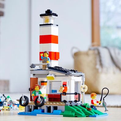 LEGO Creator Wakacyjny kemping z rodzin 31108