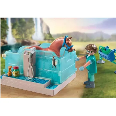 Playmobil Horses of Waterfall Hipoterapia i lecznica zwierz�t 71352