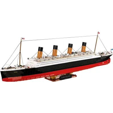 HC R.M.S. TITANIC