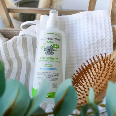 Alphanova Bebe Woda do rozczesywania i od�wie�ania w�os�w 200 ml