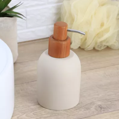 Tendance Dozownik na mydo Silvestre 230 ml
