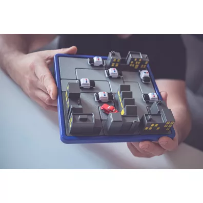 Smart Games. Roadblock (ENG) IUVI Games