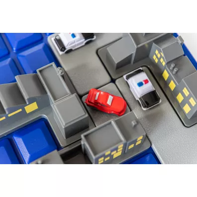 Smart Games. Roadblock (ENG) IUVI Games