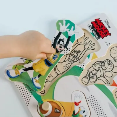 Puzzle medium drewniane - Mickey & Friends Trefl