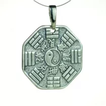 Sotis Amulet Bagua, oksydowany Ag925, 6,5g