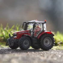 TOMY Britains traktor Massey Ferguson 6718S 43235