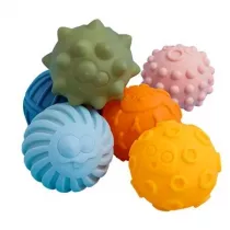 Zestaw plastikowych zabawek 6szt Maksik