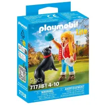 Playmobil My Life Dziewczynka z psem pasterskim 71738