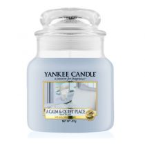 Yankee Candle Med Jar średnia świeczka zapachowa A Calm & Quiet Place 411 g