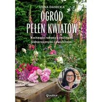 Ogr�d pe�en kwiat�w. Kwitn�ce rabaty z ro�linami jednorocznymi i dwuletnimi