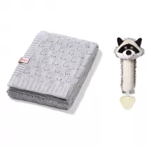 Zestaw Kocyk dzianinowy bambusowy szary + Piszczek Racoon Rocky Babyono