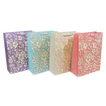Beniamin Torebka p�aska ma�a Kwiatki T�oczone 18x23x10 cm