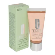 Clinique Podkad do twarzy Moisture Surge Sheertint Hydrator Broad Spectrum SPF25 Universal Medium 4 40 ml