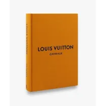 Louis Vuitton Catwalk wer. angielska