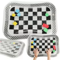 Mata wodna sensoryczna dmuchana dla niemowlt kontrastowa czarno-biaa szachownica XXL 65x50 cm