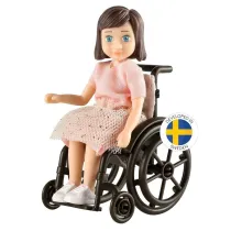 Lalka na w�zku inwalidzkim Micki