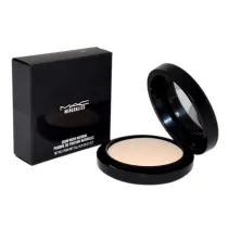 Mac mineralize skinfinish natural light